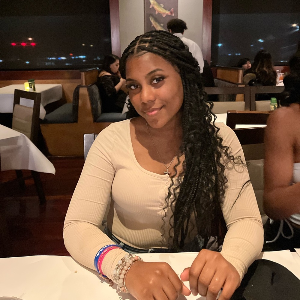 Meet your Posher, Shaniya